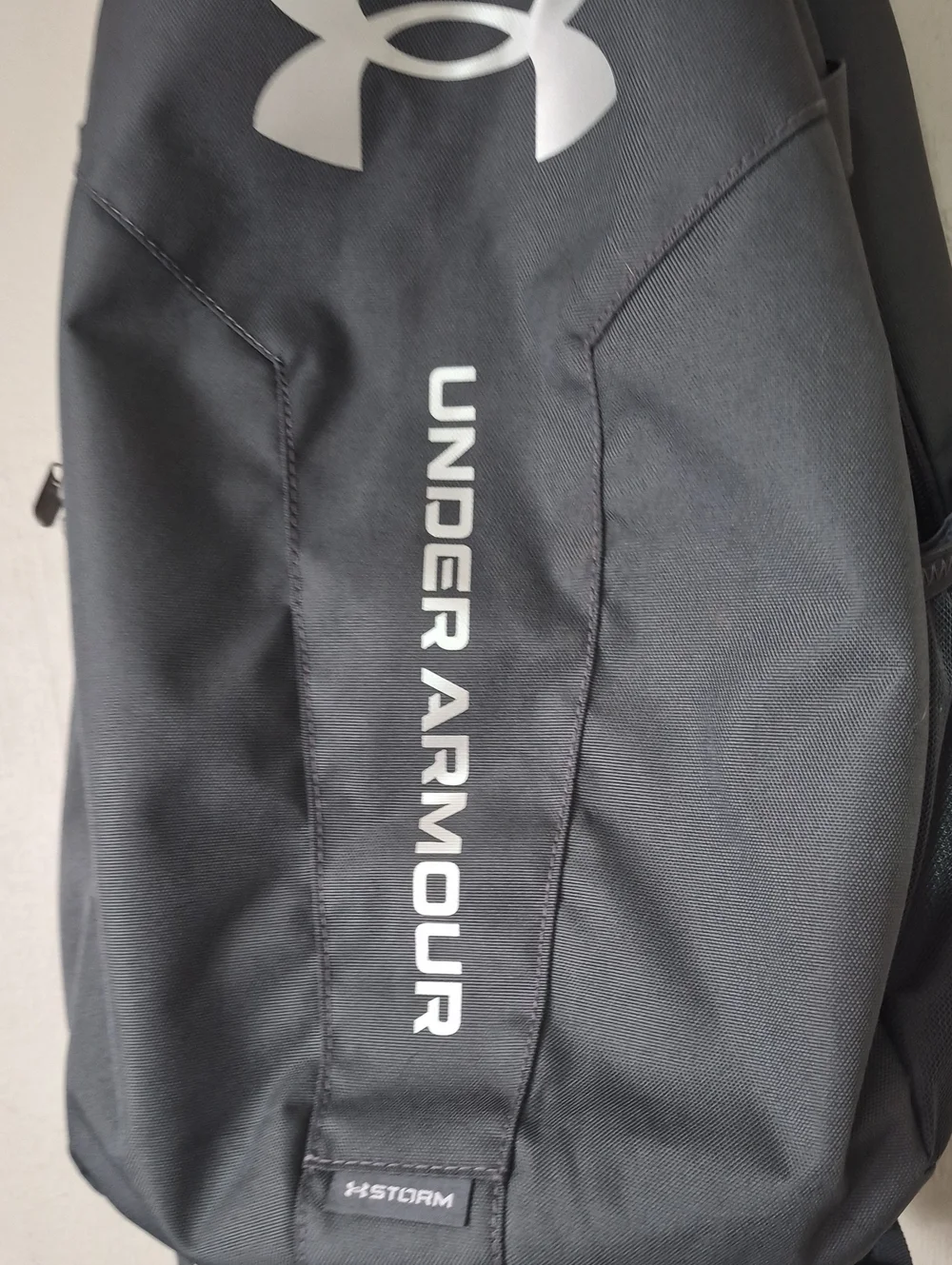 Under Armour width 15in